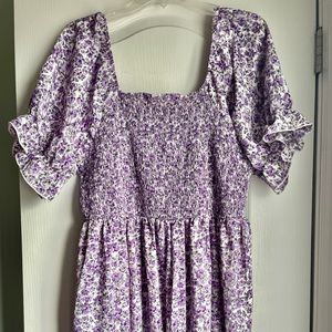 2X light weight purple floral stretchy maxi dress new, never worn